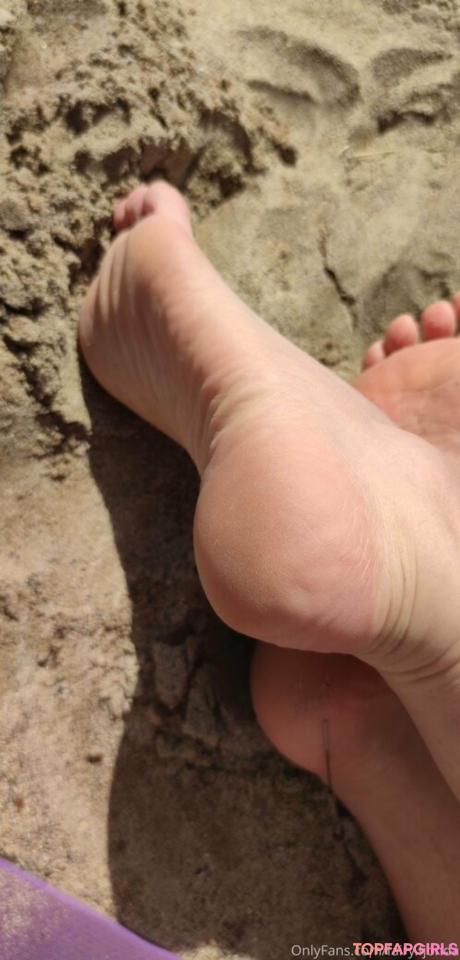 Freakyfjonda nude leaked OnlyFans photo #76