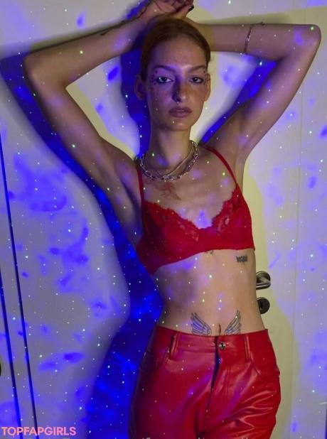 Favouriteredheadbella nude leaked OnlyFans photo #61