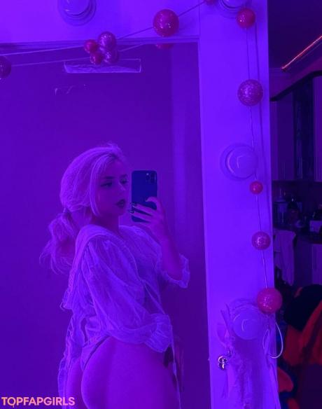 Sveta nude leaked OnlyFans photo #10