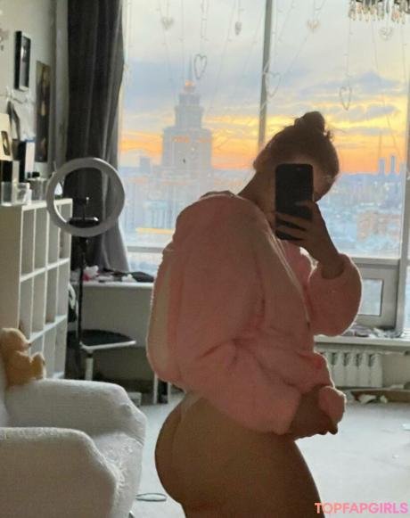 Sveta nude leaked OnlyFans photo #2