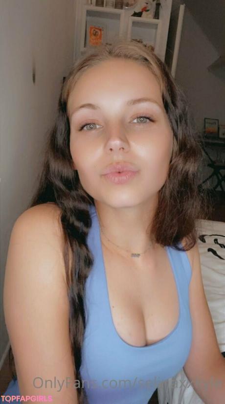 Selinaxxkyle nude leaked OnlyFans photo #7