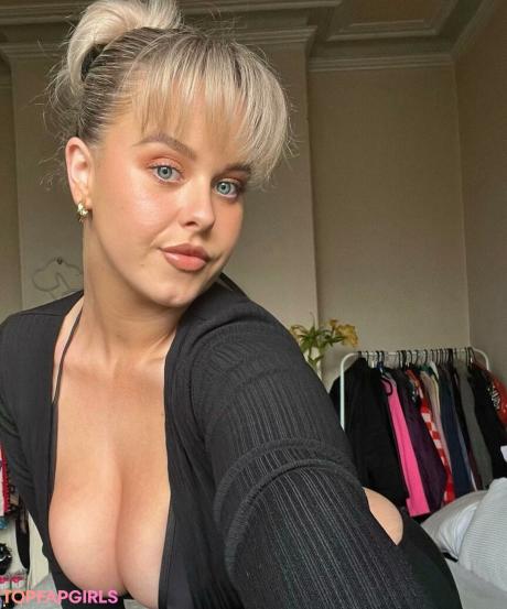 Jasmine nude leaked OnlyFans photo #18