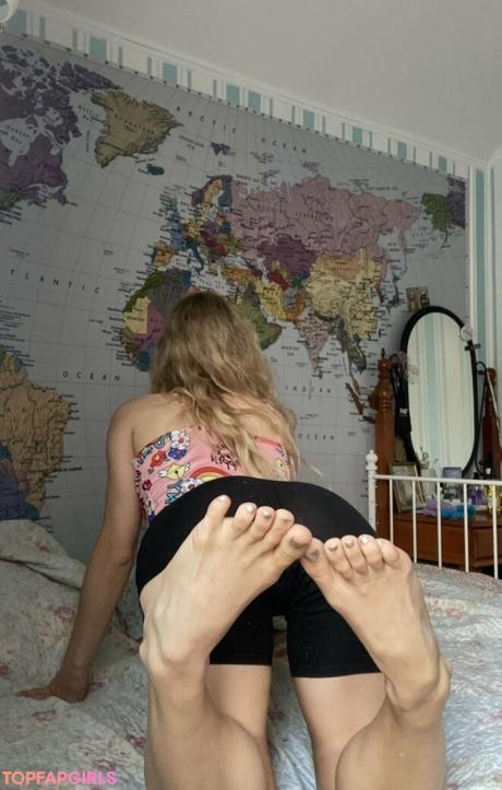 K.flexiblefeet nude leaked OnlyFans photo #218