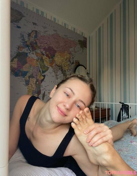 K.flexiblefeet nude leaked OnlyFans photo #288