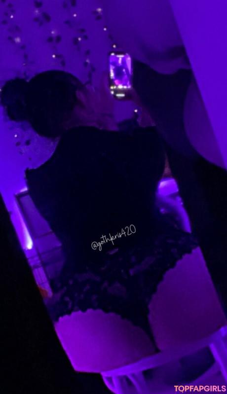 Gothkris420 nude leaked OnlyFans photo #2