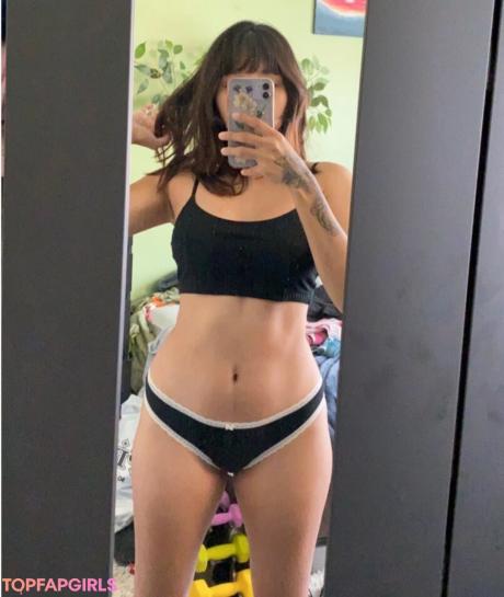 Zephhyra nude leaked OnlyFans photo #2