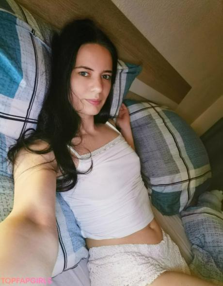 Julia92 nude leaked OnlyFans photo #2
