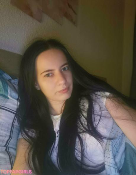 Julia92 nude leaked OnlyFans photo #6