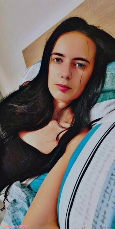 Julia92 nude leaked OnlyFans photo #7