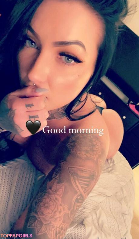Alyssadoesntboost nude leaked OnlyFans photo #47