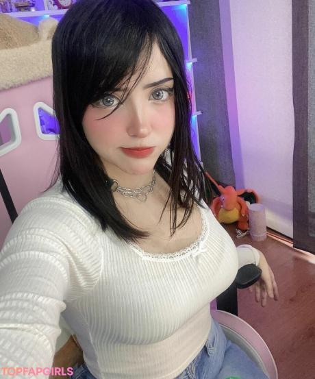 Itsmidna nude leaked OnlyFans photo #1