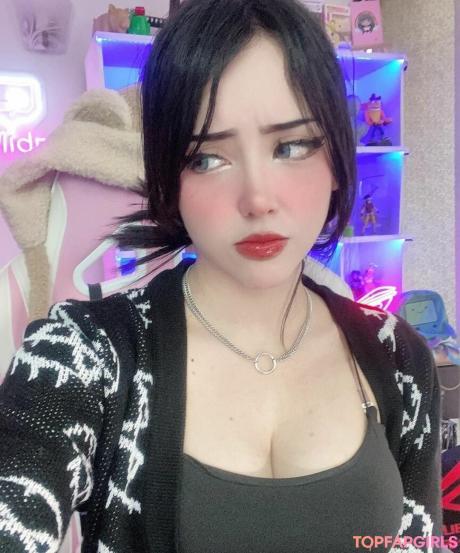 Itsmidna nude leaked OnlyFans photo #17