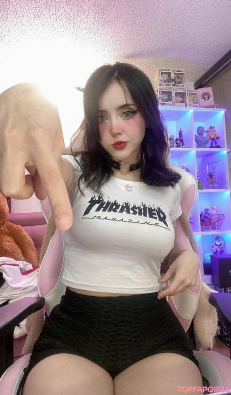 Itsmidna nude leaked OnlyFans photo #32