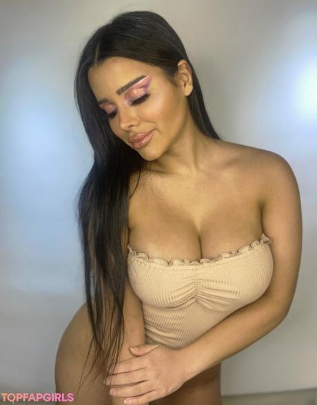 Pour.aya nude leaked OnlyFans photo #1