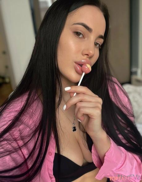 Nadinnadi nude leaked OnlyFans photo #49