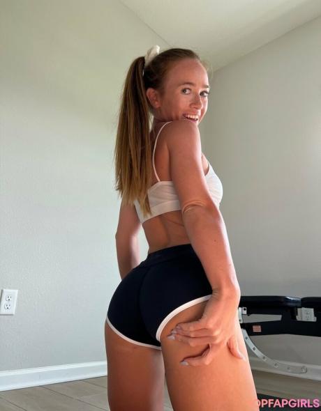 Meganann-xo nude leaked OnlyFans photo #261