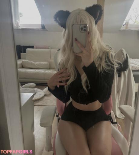 Bnniesxo nude leaked OnlyFans photo #28