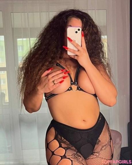 Marikanovo nude leaked OnlyFans photo #3