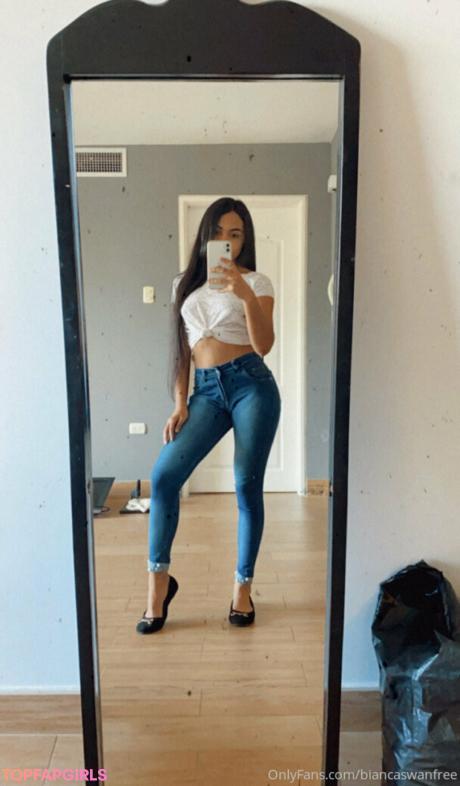 Biancaswanfree nude leaked OnlyFans photo #1