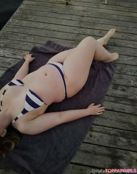 Nini9818 nude leaked OnlyFans photo #11