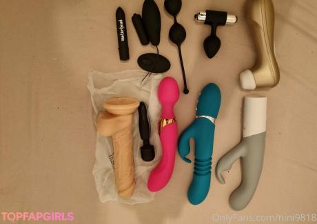 Nini9818 nude leaked OnlyFans photo #7