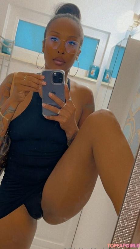 Iamnikitaknight nude leaked OnlyFans photo #35
