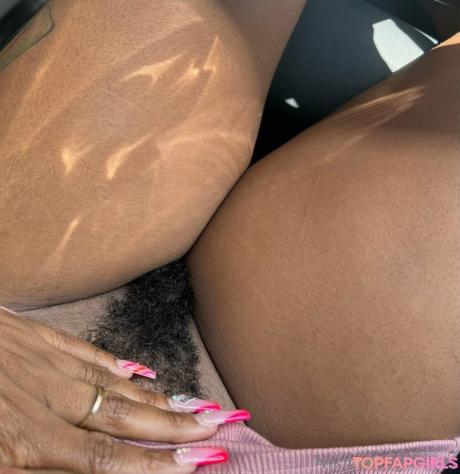 Iamnikitaknight nude leaked OnlyFans photo #52