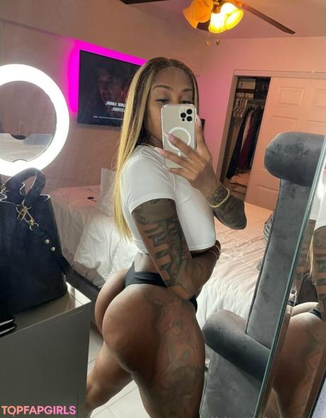 Iamnikitaknight nude leaked OnlyFans photo #8