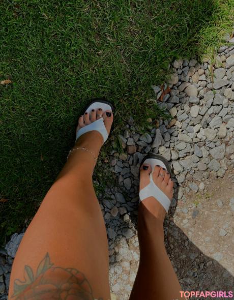 Feetloretta nude leaked OnlyFans photo #61