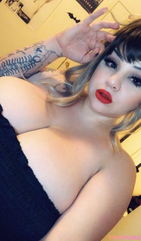 SpookyGirlLove nude leaked OnlyFans photo #229