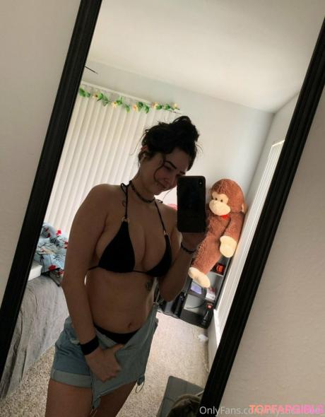 Beeyawnka nude leaked OnlyFans photo #45