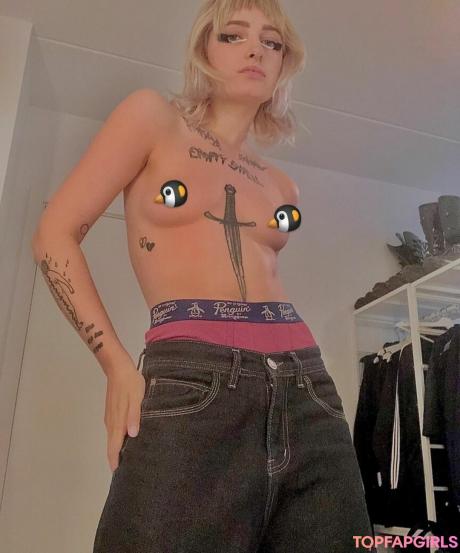 Emmaazzww nude leaked OnlyFans pic