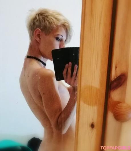 Blonditwink nude leaked OnlyFans photo #11