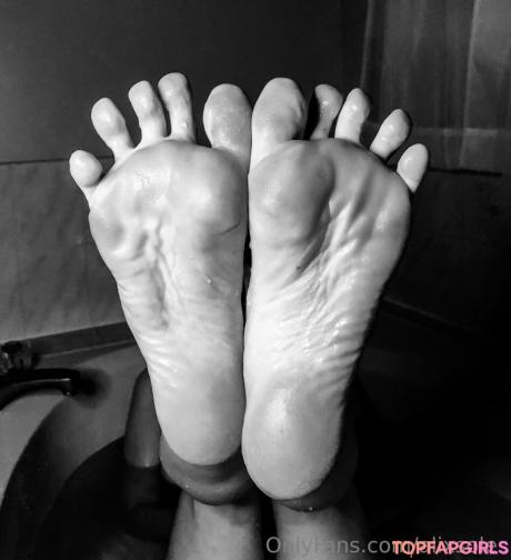 Alixsoles nude leaked OnlyFans photo #48