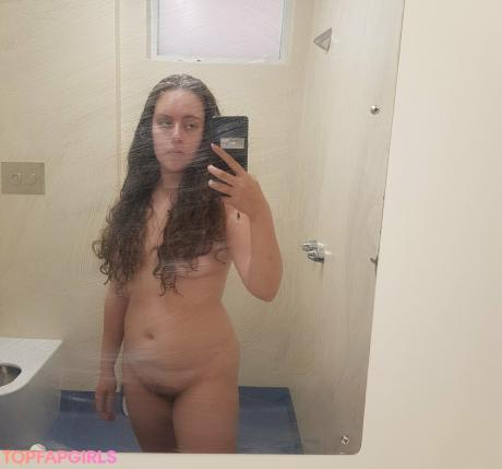 Gelleh nude leaked OnlyFans photo #18