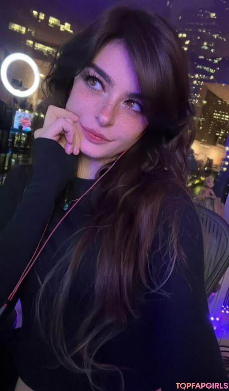 Aruuu nude leaked OnlyFans photo #102