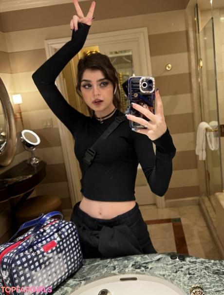 Aruuu nude leaked OnlyFans photo #119