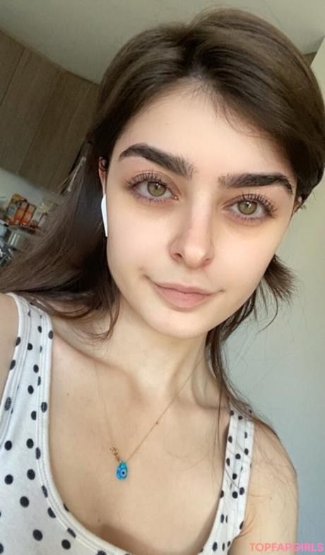 Aruuu nude leaked OnlyFans photo #17