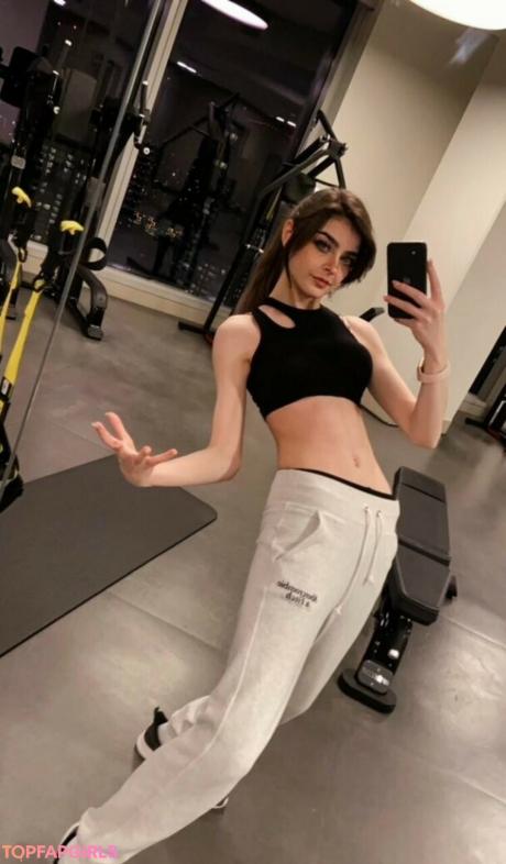 Aruuu nude leaked OnlyFans photo #43
