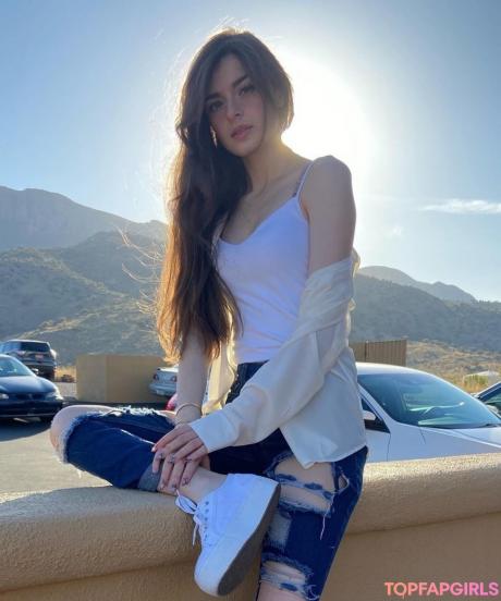 Aruuu nude leaked OnlyFans photo #5