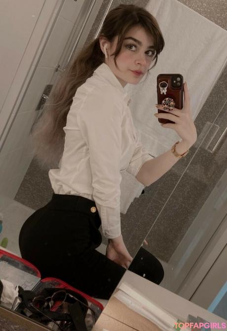 Aruuu nude leaked OnlyFans photo #52