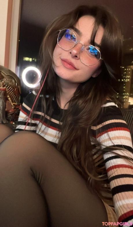 Aruuu nude leaked OnlyFans photo #98