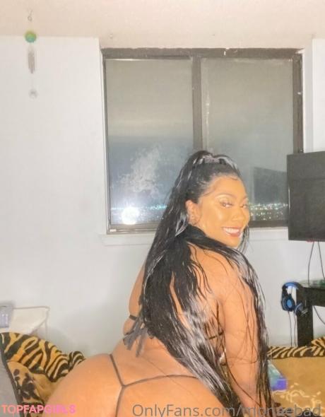Monaebad nude leaked OnlyFans photo #11