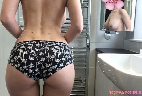 Emilie nude leaked OnlyFans photo #199