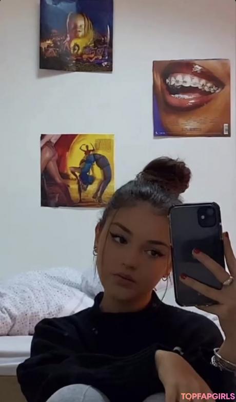 Emilie nude leaked OnlyFans photo #30