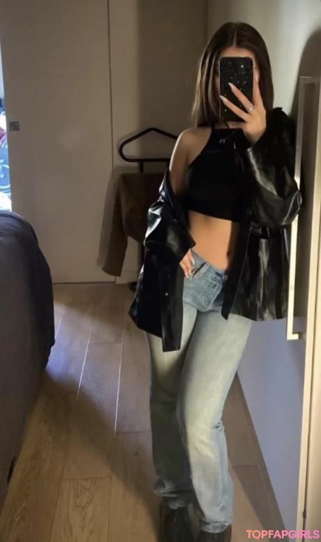 Emilie nude leaked OnlyFans photo #38