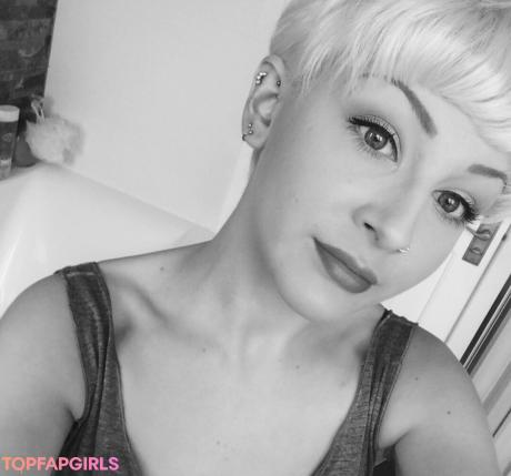Emilie nude leaked OnlyFans photo #403