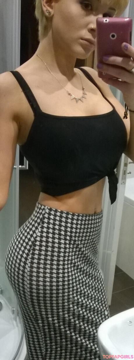 Emilie nude leaked OnlyFans photo #408