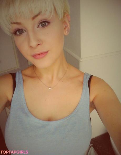 Emilie nude leaked OnlyFans photo #474