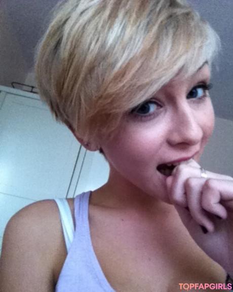 Emilie nude leaked OnlyFans photo #486